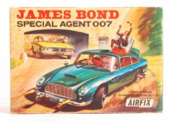 ORIGINAL 1960'S AIRFIX JAMES BOND SPECIAL AGENT DB5 KIT