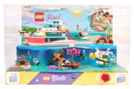 LEGO FRIENDS SHOP DISPLAY SEALIFE RESCUE SERIES