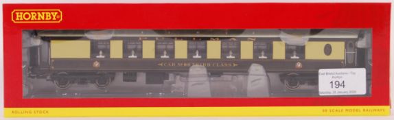 HORNBY 00 GAUGE BRIGHTON BELLE BOXED COACH / CARRIAGE