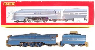 HORNBY 00 GAUGE SUPER DETAIL RAILWAY TRAINSET LOCOMOTIVE