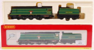 HORNBY SUPER DETAIL 00 GAUGE MODEL RAILWAY LOCOMOTIVE