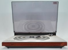 A vintage retro 20th century Bang and Olufsen B&O Beogram 1700 record player music system.