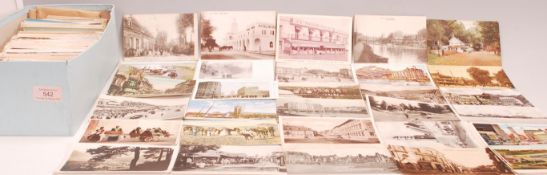 Foreign postcard accumulation (550). 