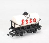 An original Hornby made 00 gauge model railway locomotive engine train set '' Freight Hauler ''