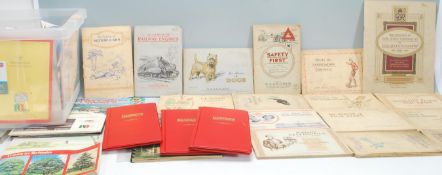 A good mixed collection of vintage cigarette / tea tarde cards mostly in albums with some loose
