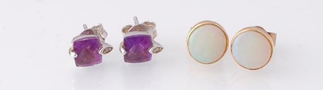 PAIR OF 9CT GOLD AND OPAL EARRINGS & AMETHYST AND WHITE GOLD SET