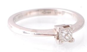 18CT WHITE GOLD PRINCESS CUT SINGLE STONE DIAMOND RING