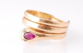 18CT RUBY AND DIAMOND COILED SNAKE RING MIXED CUT RUBY EYES