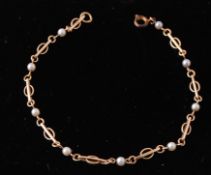 9CT GOLD AND PEARL LADIES BRACELET CHAIN