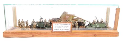 HIGHLY DETAILED WWII DIORAMA DISPLAY IN GLASS CASE