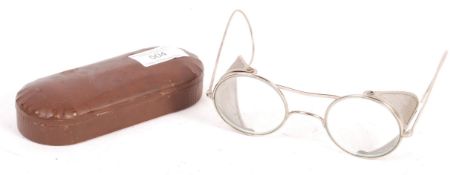 RARE PAIR OF WWII DESERT WARFARE LRDG GOGGLES / GL