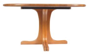 20TH CENTURY PITCH PINE EXTENDING DINING TABLE WIT