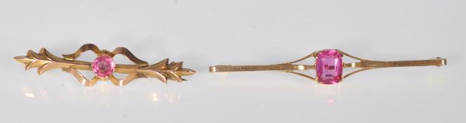 A Victorian 9ct yellow gold bar brooch of floral f