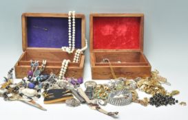 A mixed collection of vintage costume jewellery to include various rings, bracelets, multiple
