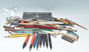 A good collection of various vintage 20th Century fountain pens / ballpoint and propelling pens /