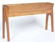 1970'S RETRO VINTAGE TEAK WOOD PLANTER / PLANT STAND