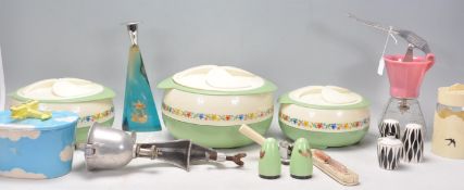 A good mixed collection of vintage and retro kitchen wares to include a graduating set of three