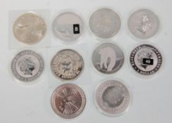 A good group of Australian silver coins to include fine silver 2014, 3x 2015, 2x 2016 and 2017 1oz