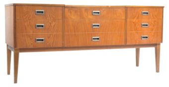 20TH CENTURY RETRO VINTAGE TEAK WOOD SIDEBOARD CRE