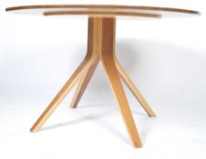 STUNNING CONTEMPORARY CNC MACHINED WOOD ROUND DINI