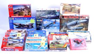 COLLECTION OF 20X ASSORTED UNUSED PLASTIC MODEL KITS