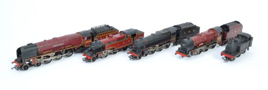 COLLECTION OF 5X HORNBY 00 GAUGE LOCOMOTIVES