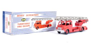 ORIGINAL DINKY TOYS 956 TURNTABLE FIRE ESCAPE FIRE ENGINE