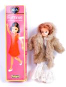 RARE VINTAGE PEDIGREE 44682 FUNTIME SINDY DOLL + OUTFIT