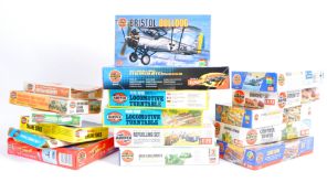 COLLECTION OF ASSORTED AIRFIX AND OTHER SCALE MODEL KITS