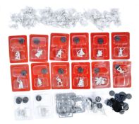 LARGE COLLECTION OF LOTR WARHAMMER FIGURES