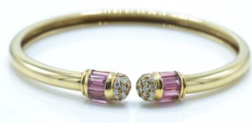 An 18ct gold David Morris tourmaline and diamond bangle