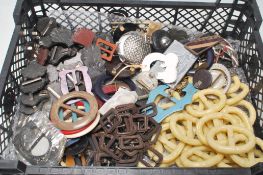 FROM A LARGE PRIVATE COLLECTION OF BUTTONS