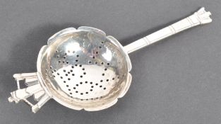 HALLMARKED SILVER ASPREY OF LONDON 1935 TEA STRAINER