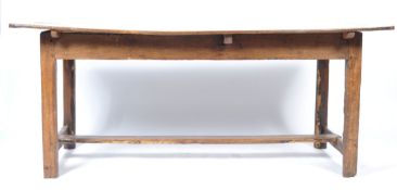 LARGE 18TH CENTURY COUNTRY OAK REFECTORY DINING TABLE