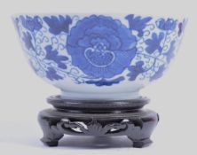 19TH CENTURY CHINESE ANTIQUE BLUE AND WHITE RICE BOWL