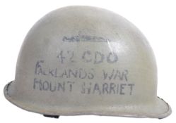 ORIGINAL FALKLANDS WAR SOLDIER'S HELMET SOUVENIR - COMMANDO