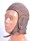 ORIGINAL WWII RAF B-TYPE PILOT'S FLYING HELMET BATTLE OF BRITAIN
