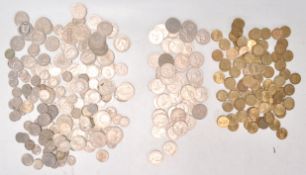 A collection of 20th Century coinage to include post 1947 half crowns and shillings, a selection