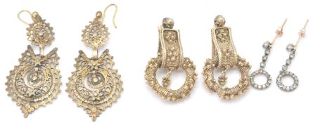 A collection of early 20th century earrings to include a filigree silver roundel earrings with 9ct
