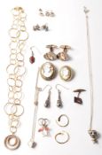 A selection of ladies silver jewellery to include a stamped 925 gilt necklace having round links