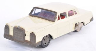 RARE ORIGINAL JAPANESE ICHIMURA CLOCKWORK TINPLATE CAR