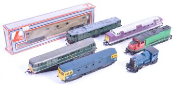 COLLECTION OF ASSORTED 00 GAUGE DIESEL LOCOMOTIVES