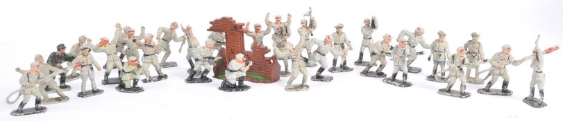 COLLECTION RARE VINTAGE LONE STAR GERMAN AFRIKAKORPS PLASTIC SOLDIERS