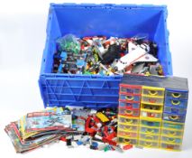 LARGE COLLECTION OF ASSORTED VINTAGE LEGO