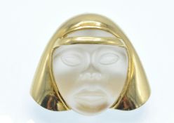 An Italian 18ct Gold & Carved Crystal Figural Pendant