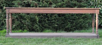 RARE 19TH CENTURY OAK DRAPERS TABLE