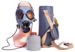 RARE ORIGINAL WWII THIRD REICH NAZI GERMAN INFANTRY GAS MASK