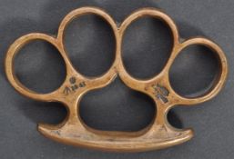 BRITISH WWII SECOND WORLD WAR KNUCKLE DUSTER