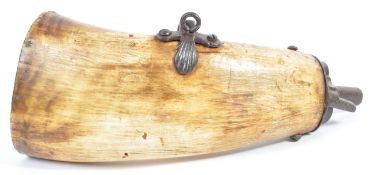 ANTIQUE 19TH CENTURY HORN POWDER FLASK