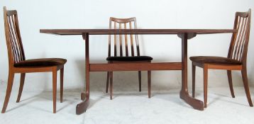 A VINTAGE 20TH CENTURY G-PLAN TEAK WOOD TABLE